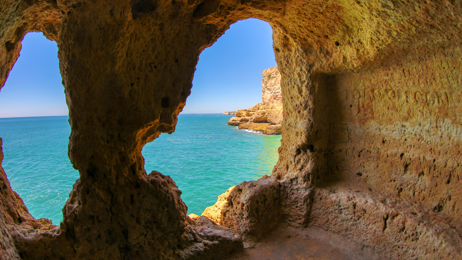 Planning a Trip to the Algarve Heres Everything People Ask (Answered!)